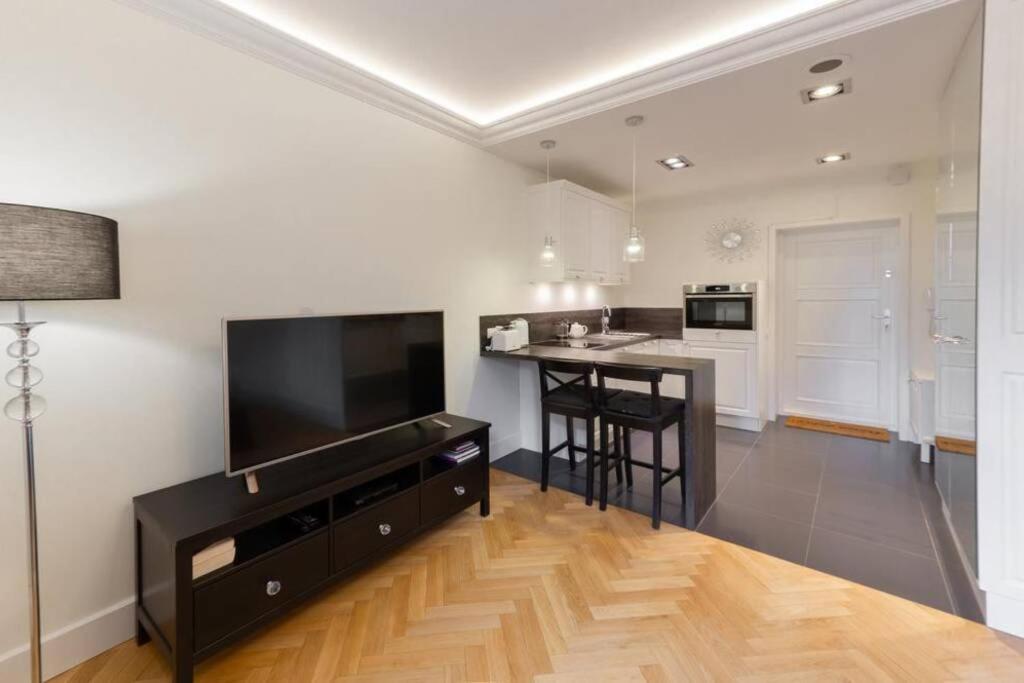 Apartamenty-Mi Crystal ワルシャワ エクステリア 写真